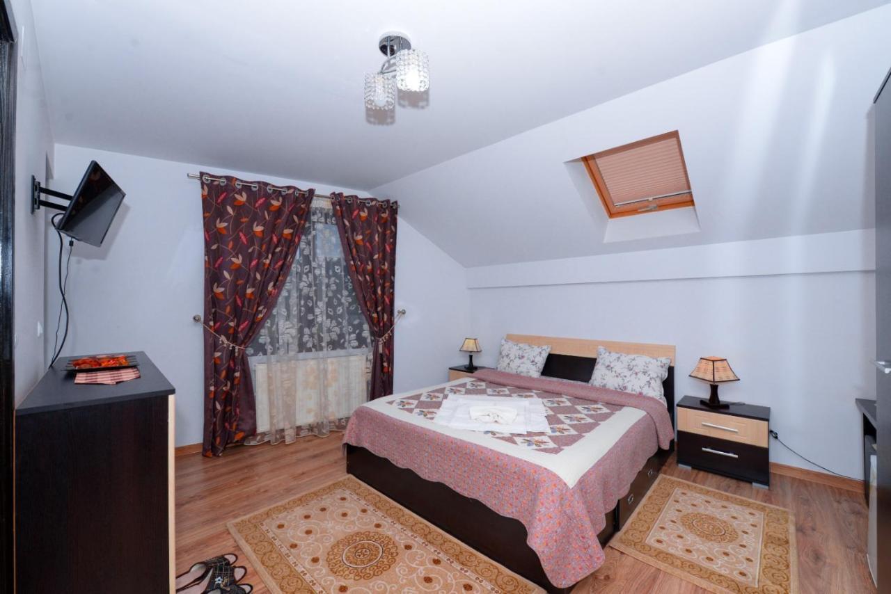 Hotel Casa Teo&Andreea à Vatra Dornei Extérieur photo